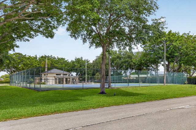 9901 Majorca Place, Boca Raton, FL 33434