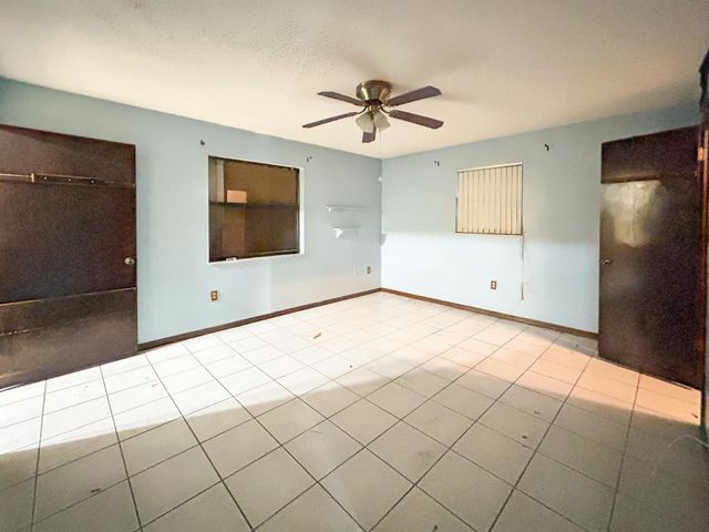 5711 Killarney Avenue, Fort Pierce, FL 34951