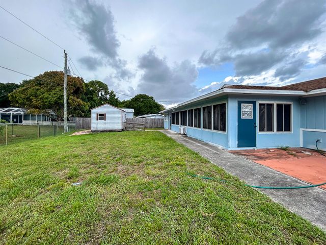 5711 Killarney Avenue, Fort Pierce, FL 34951