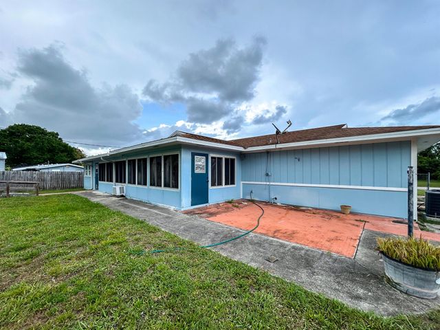 5711 Killarney Avenue, Fort Pierce, FL 34951