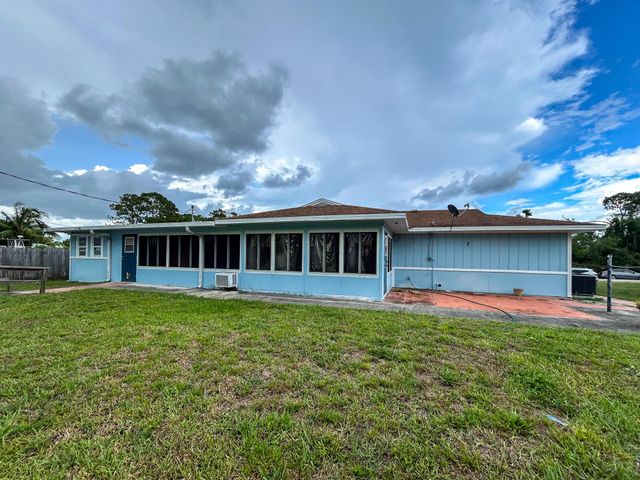 5711 Killarney Avenue, Fort Pierce, FL 34951