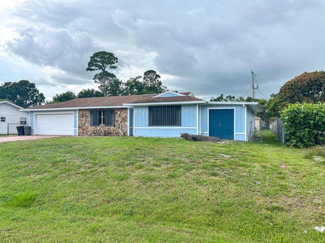 5711 Killarney Avenue, Fort Pierce, FL 34951