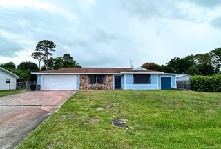 5711 Killarney Avenue, Fort Pierce, FL 34951