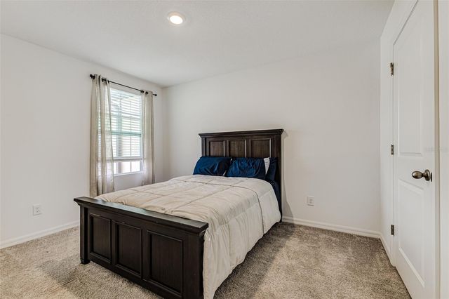 1748 SANIBEL DRIVE, Davenport, FL 33896