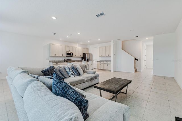 1748 SANIBEL DRIVE, Davenport, FL 33896