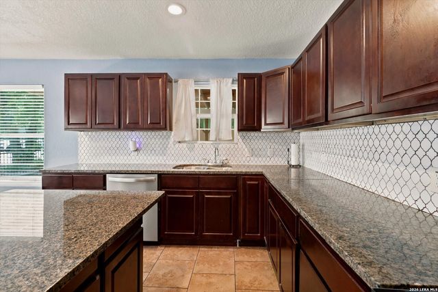 1311 Rivas St, San Antonio, TX 78207