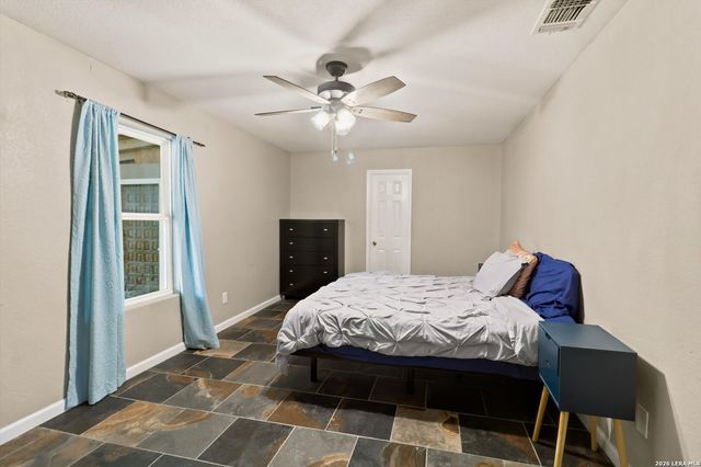 1311 Rivas St, San Antonio, TX 78207