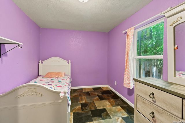 1311 Rivas St, San Antonio, TX 78207