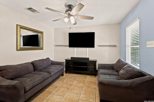 1311 Rivas St, San Antonio, TX 78207