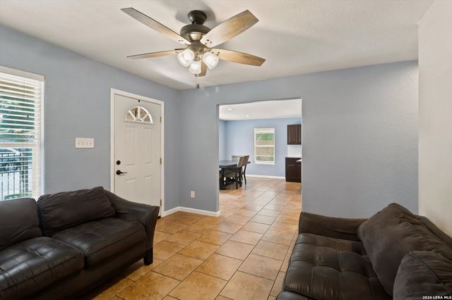 1311 Rivas St, San Antonio, TX 78207