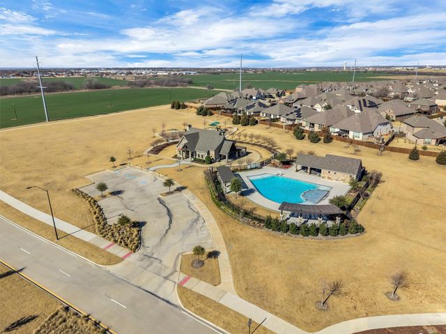 1629 Sebright Trail, Fort Worth, TX 76052