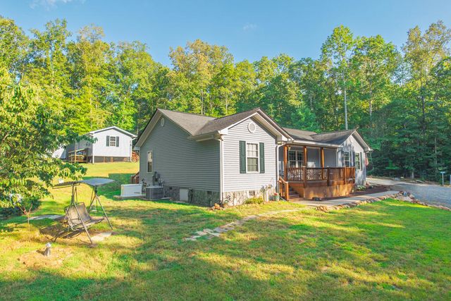 207 Dogwood Drive, Epworth, GA 30541