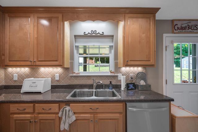 207 Dogwood Drive, Epworth, GA 30541