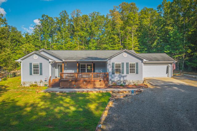 207 Dogwood Drive, Epworth, GA 30541