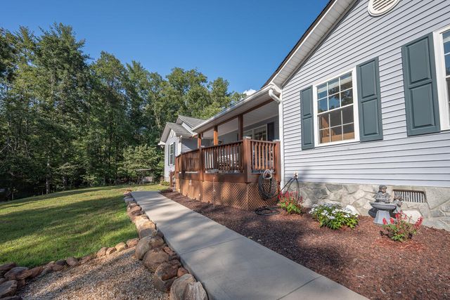 207 Dogwood Drive, Epworth, GA 30541