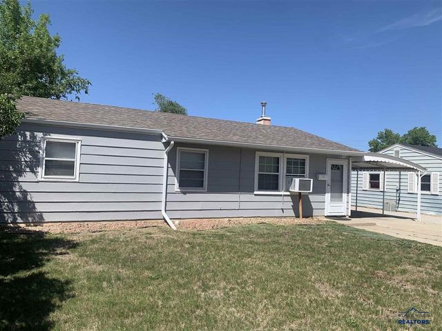 142 E Montana St., Rapid City, SD 57701