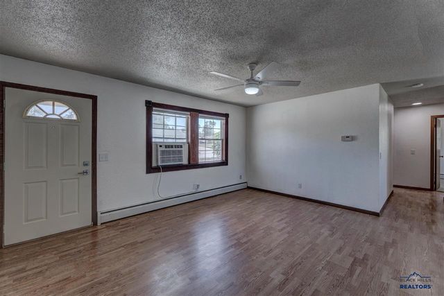 142 E Montana St., Rapid City, SD 57701