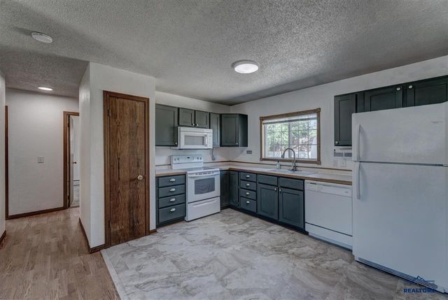 142 E Montana St., Rapid City, SD 57701