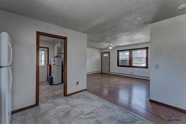 142 E Montana St., Rapid City, SD 57701