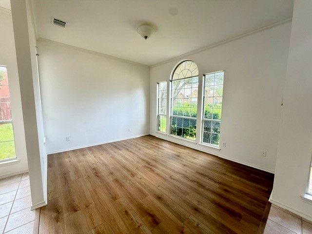 105 Edinburgh Court, Highland Village, TX 75077
