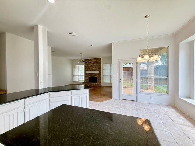 105 Edinburgh Court, Highland Village, TX 75077