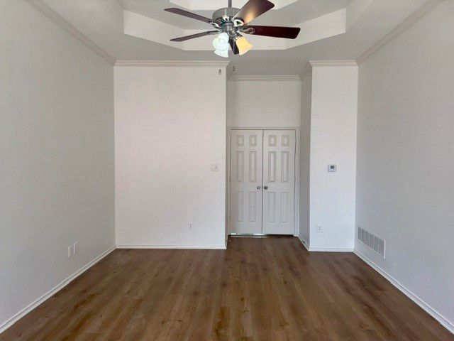 105 Edinburgh Court, Highland Village, TX 75077