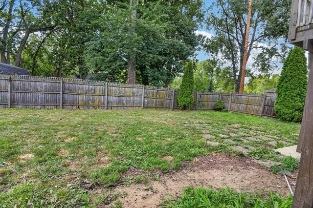 11124 268th AVENUE, Trevor, WI 53179