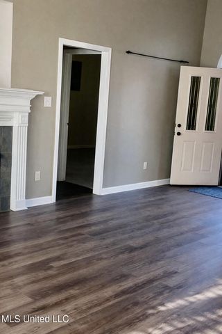 6261 Ivy Trails Drive, Olive Branch, MS 38654