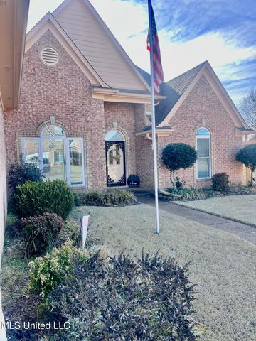 6261 Ivy Trails Drive, Olive Branch, MS 38654