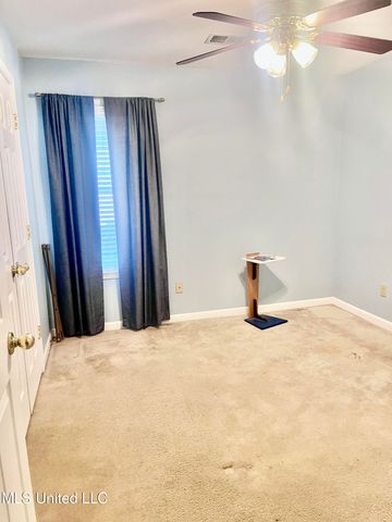 6261 Ivy Trails Drive, Olive Branch, MS 38654