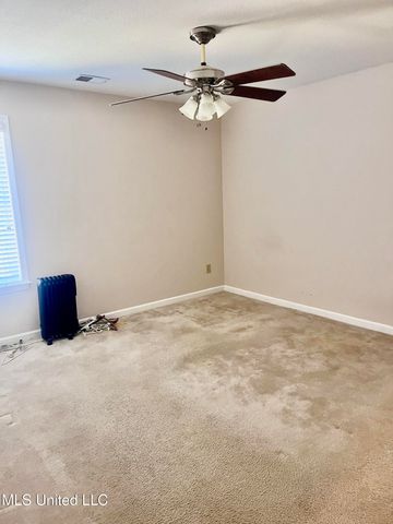 6261 Ivy Trails Drive, Olive Branch, MS 38654