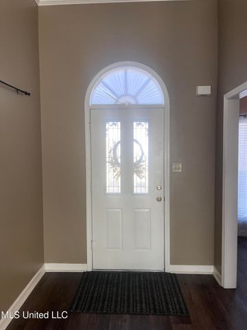 6261 Ivy Trails Drive, Olive Branch, MS 38654