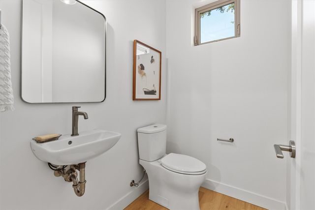 3835 54th Avenue SW, Seattle, WA 98116