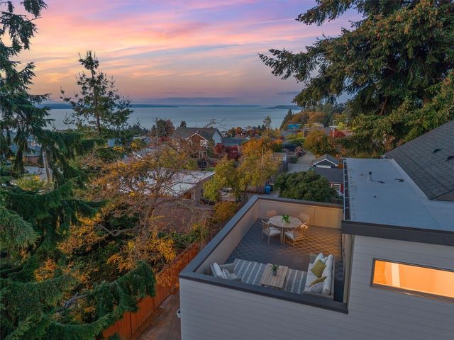 3835 54th Avenue SW, Seattle, WA 98116