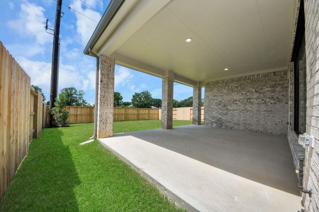 3061 Spoolwood Trail, Magnolia, TX 77355