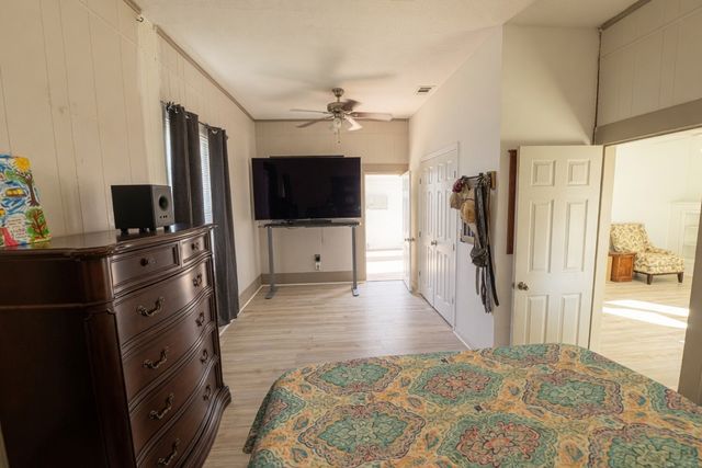 504 N Fordyce Street, Blooming Grove, TX 76626