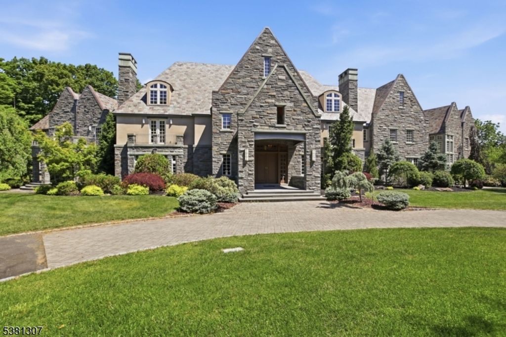 24 Douglass Ave, Bernardsville Boro, NJ 07924 — exterior