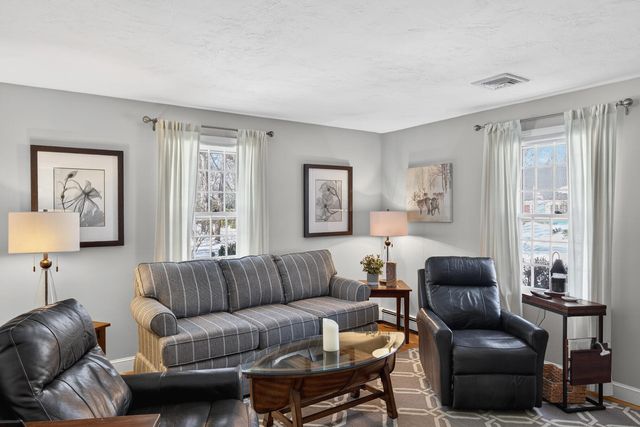 48 Holly Ridge Drive, Sandwich, MA 02563