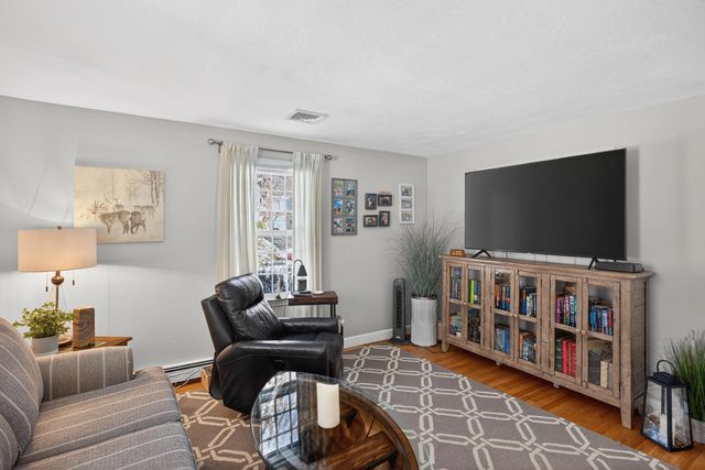 48 Holly Ridge Drive, Sandwich, MA 02563