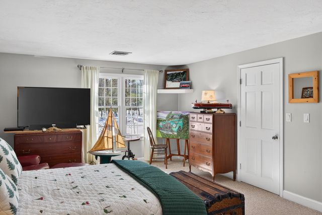 48 Holly Ridge Drive, Sandwich, MA 02563