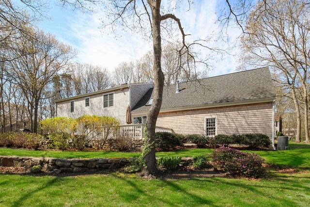 48 Holly Ridge Drive, Sandwich, MA 02563