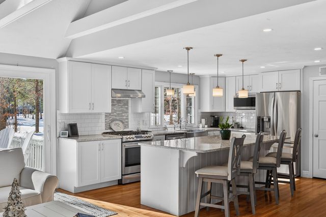 48 Holly Ridge Drive, Sandwich, MA 02563