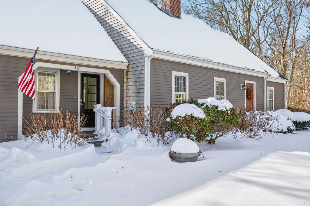 48 Holly Ridge Drive, Sandwich, MA 02563