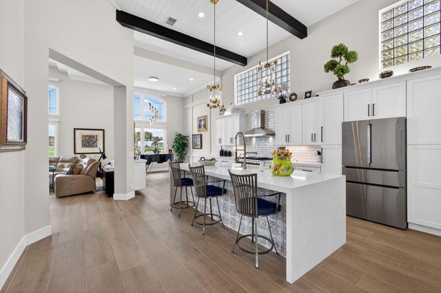 1109 Grand Cay Drive, Palm Beach Gardens, FL 33418