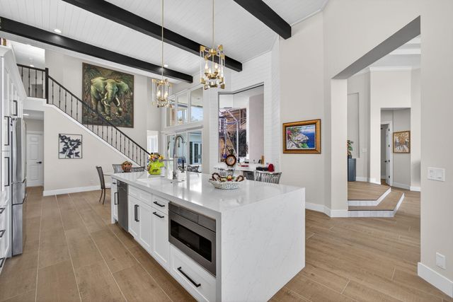 1109 Grand Cay Drive, Palm Beach Gardens, FL 33418