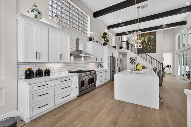 1109 Grand Cay Drive, Palm Beach Gardens, FL 33418