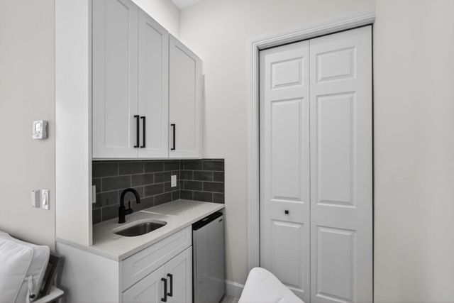 1109 Grand Cay Drive, Palm Beach Gardens, FL 33418