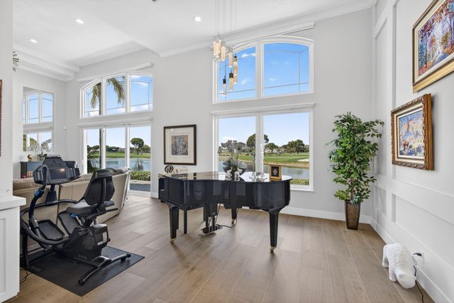 1109 Grand Cay Drive, Palm Beach Gardens, FL 33418