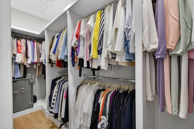 1109 Grand Cay Drive, Palm Beach Gardens, FL 33418