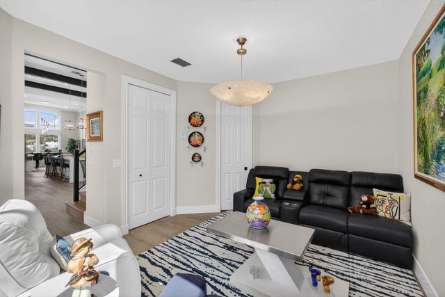 1109 Grand Cay Drive, Palm Beach Gardens, FL 33418